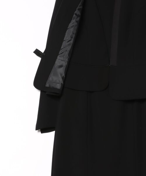 prendre la joie（プレンドレラジョア）の「V開きノーカラーワンピーススーツ  トール／ロング丈 ブラックフォーマル 前開き（アンサンブル・レディース・ブラック・7号/9号/13号/15号/17号/11号）」の3枚目の写真