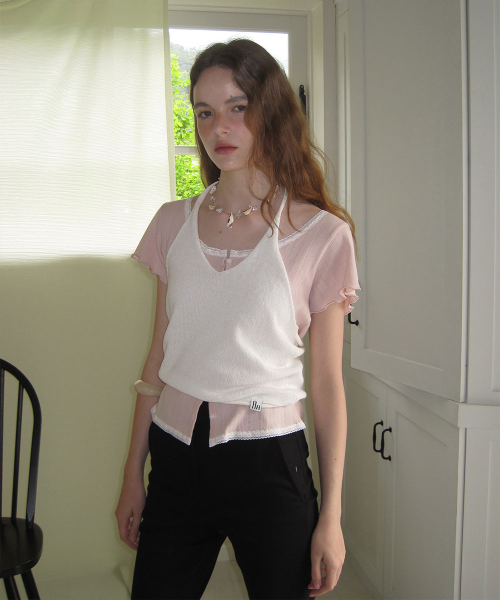 APPAREL ARCHIVE（アパレルアーカイブ）の「Canny punching lace mini cardigan - Pink（ニット/セーター・レディース・その他・FREE）」の3枚目の写真