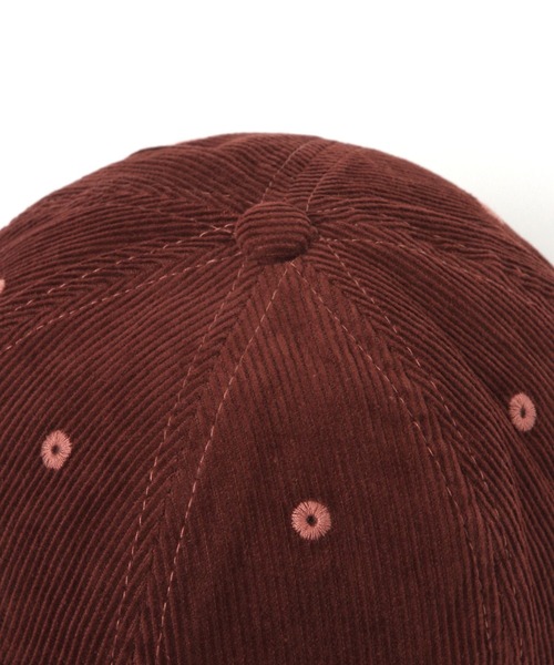 GLOBAL WORK（グローバルワーク）の「UVコーデュロイロゴCAP/1060327（キャップ・レディース・レッド/ベージュ/ダークブラウン・FREE）」の14枚目の写真