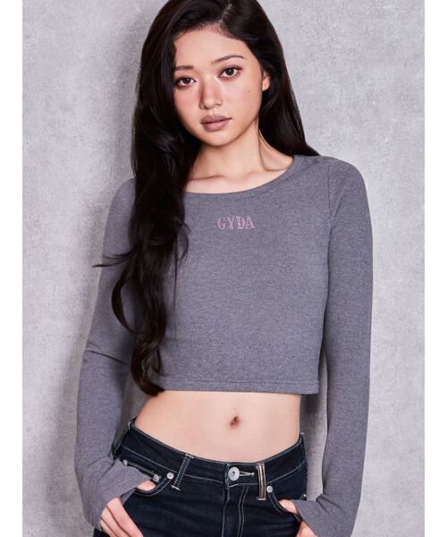 GYDA(ジェイダ)の「GYDA bijou fluffyトップス(Tシャツ/カットソー・レディース・オフホワイト/ブラック/チャコールグレー・FREE)」の3枚目の写真