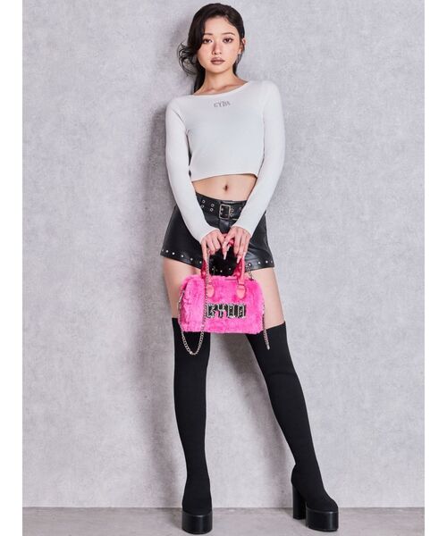 GYDA(ジェイダ)の「GYDA bijou fluffyトップス(Tシャツ/カットソー・レディース・オフホワイト/ブラック/チャコールグレー・FREE)」の11枚目の写真