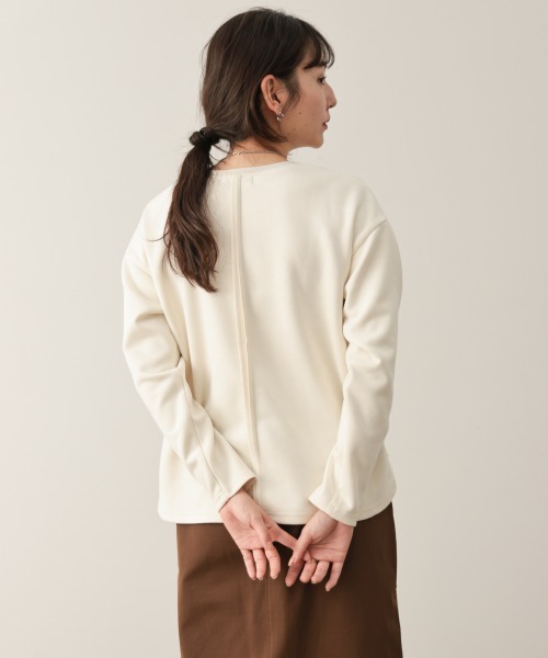 Bou Jeloud(ブージュルード)の「スエード×リブキーネックプルオーバー(Tシャツ/カットソー・レディース・アイボリー/グレイッシュベージュ/ブラック・FREE)」の12枚目の写真