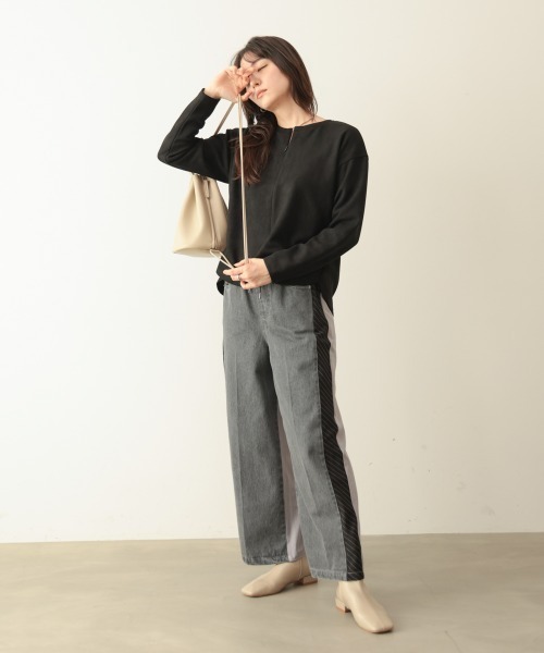 Bou Jeloud(ブージュルード)の「スエード×リブキーネックプルオーバー(Tシャツ/カットソー・レディース・アイボリー/グレイッシュベージュ/ブラック・FREE)」の17枚目の写真