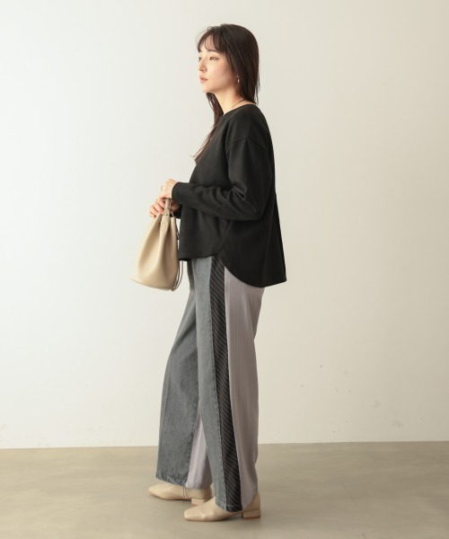 Bou Jeloud(ブージュルード)の「スエード×リブキーネックプルオーバー(Tシャツ/カットソー・レディース・アイボリー/グレイッシュベージュ/ブラック・FREE)」の21枚目の写真