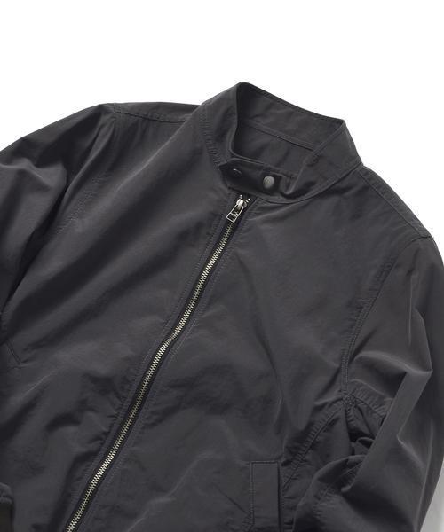 SHIPS JET BLUE(シップスジェットブルー)の「SHIPS JET BLUE: ライトウェイト スタンドブルゾン(ブルゾン・メンズ・ブラック/オリーブ/ベージュ・MEDIUM/SMALL/LARGE)」の15枚目の写真