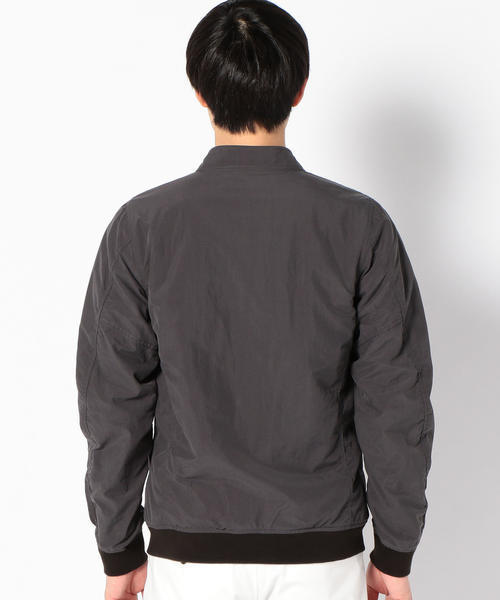 SHIPS JET BLUE(シップスジェットブルー)の「SHIPS JET BLUE: ライトウェイト スタンドブルゾン(ブルゾン・メンズ・ブラック/オリーブ/ベージュ・MEDIUM/SMALL/LARGE)」の22枚目の写真