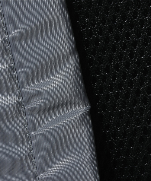 A BATHING APE（アベイシングエイプ）の「PIRATE APE CROSSBONE DAY PACK （バックパック/リュック・メンズ・グレー/ブラック・FREE）」の9枚目の写真