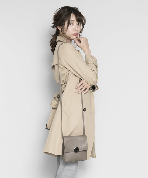 PLAIN CLOTHING（プレーンクロージング）の「フロントサークルショルダーバッグ【PLAIN CLOTHING】（ショルダーバッグ・レディース・グレー/モカ/ブラック・FREE）」の16枚目の写真