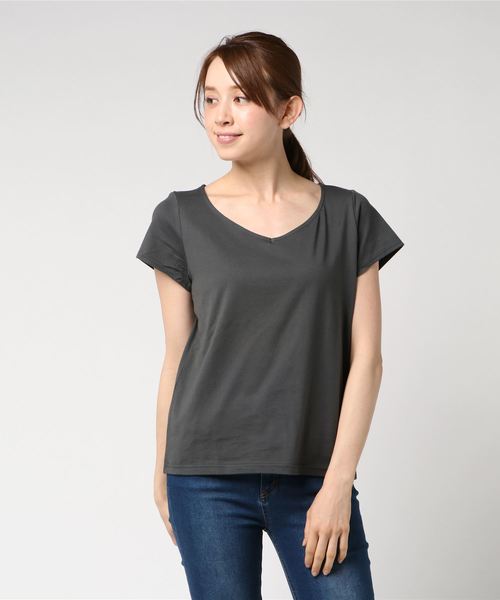 un dix cors（アンディコール）の「デコルテ　Tシャツ（Tシャツ/カットソー・レディース・ホワイト/ライトグレー/ブルー/チャコールグレー/ブラック・ﾌﾘ-）」の4枚目の写真