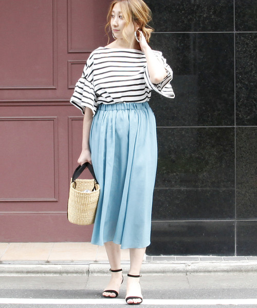 Tiara(ティアラ)の「フレアスリーブカットソー(Tシャツ/カットソー・レディース・ホワイト×ブラック/ブラック×ホワイト・FREE)」の8枚目の写真