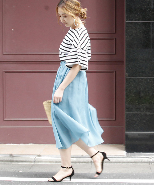 Tiara(ティアラ)の「フレアスリーブカットソー(Tシャツ/カットソー・レディース・ホワイト×ブラック/ブラック×ホワイト・FREE)」の9枚目の写真