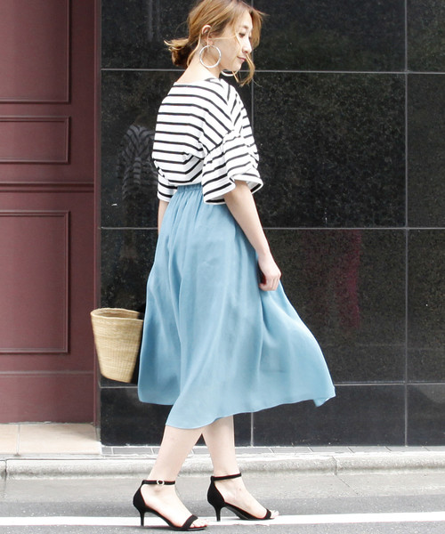 Tiara(ティアラ)の「フレアスリーブカットソー(Tシャツ/カットソー・レディース・ホワイト×ブラック/ブラック×ホワイト・FREE)」の10枚目の写真