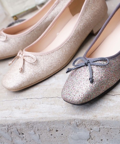 one after another NICE CLAUP（ワンアフターアナザーナイスクラップ）の「【WEB STORE限定】 スクエアトゥバレエシューズ（バレエシューズ・レディース・ブラウン/ゴールド・SMALL/MEDIUM/LARGE/X-LARGE/X-SMALL）」の3枚目の写真