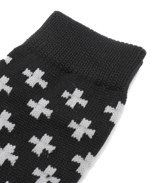 BEAMS（ビームス）の「BEAMS / クロス×ストライプ ソックス（ソックス/靴下・メンズ・ホワイト/チャコールグレー/ブラック/ネイビー・ONE SIZE）」の5枚目の写真