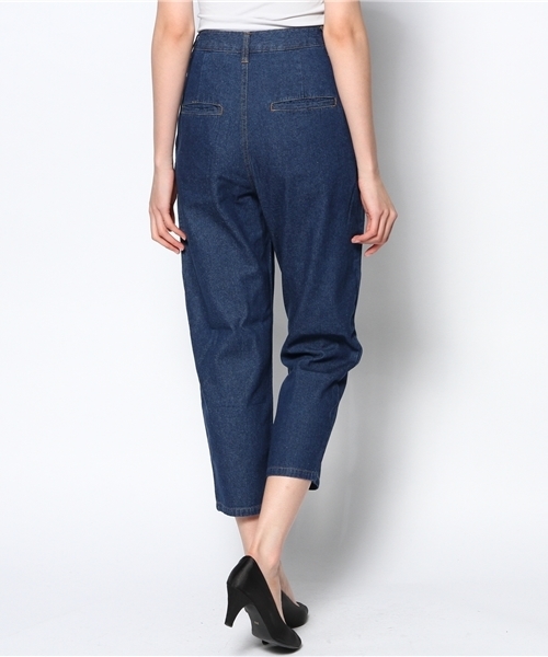 mystic（ミスティック）の「タックデニムパンツ（デニムパンツ・レディース・ブルー/ライトブルー・2/1）」の10枚目の写真