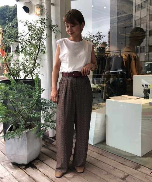 TODAYFUL（トゥデイフル）の「ヘリンボーンシフォンパンツ