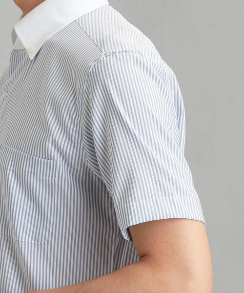 green label relaxing（グリーンレーベルリラクシング）の「A PLUSｽﾘﾑ ﾅﾛｰ ストライプ SBDｸﾚﾘｯｸ 半袖 シャツ ＜機能性生地 / 吸水速乾＞（シャツ/ブラウス・メンズ・コバルトブルー/ライム・MEDIUM/LARGE/X-LARGE/SMALL）」の7枚目の写真