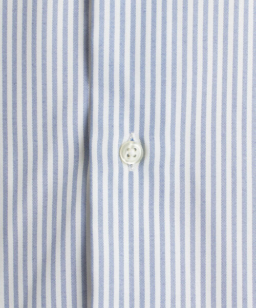 green label relaxing（グリーンレーベルリラクシング）の「A PLUSｽﾘﾑ ﾅﾛｰ ストライプ SBDｸﾚﾘｯｸ 半袖 シャツ ＜機能性生地 / 吸水速乾＞（シャツ/ブラウス・メンズ・コバルトブルー/ライム・MEDIUM/LARGE/X-LARGE/SMALL）」の10枚目の写真