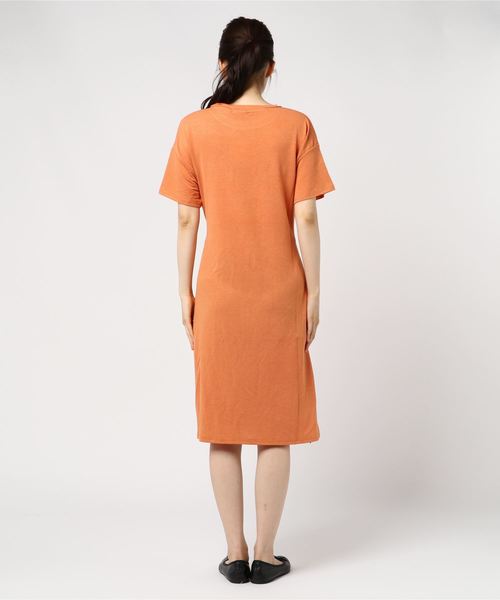 LUGG NAGG(ラグナグ)の「【Jewelobe/ ジュエローブ】 ウエストリボンロングTシャツ(ワンピース・レディース・ブラック/イエロー/オレンジ/グリーン・FREE)」の6枚目の写真
