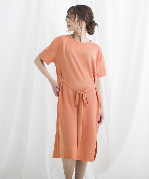 LUGG NAGG(ラグナグ)の「【Jewelobe/ ジュエローブ】 ウエストリボンロングTシャツ(ワンピース・レディース・ブラック/イエロー/オレンジ/グリーン・FREE)」の4枚目の写真