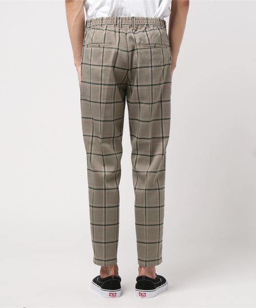 COMME CA COMMUNE(コムサコミューン)の「ビッググレンチェックピンタック イージーパンツ(その他パンツ・メンズ・ブラウン系/グリーン系・MEDIUM/LARGE/SMALL)」の3枚目の写真