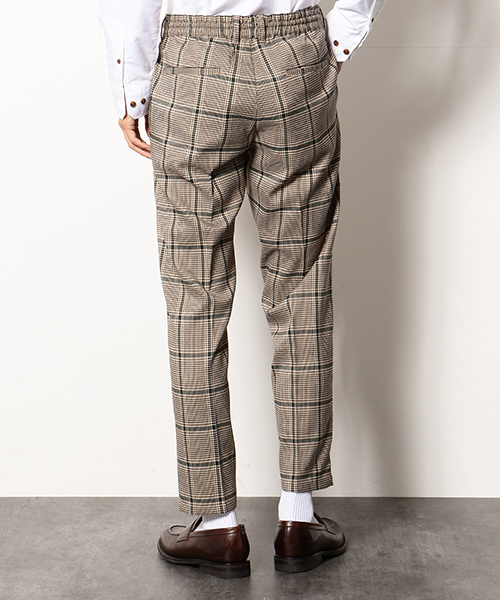 COMME CA COMMUNE(コムサコミューン)の「ビッググレンチェックピンタック イージーパンツ(その他パンツ・メンズ・ブラウン系/グリーン系・MEDIUM/LARGE/SMALL)」の8枚目の写真