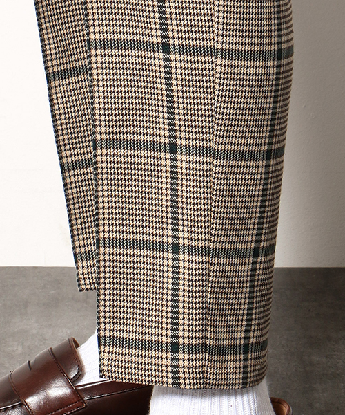 COMME CA COMMUNE(コムサコミューン)の「ビッググレンチェックピンタック イージーパンツ(その他パンツ・メンズ・ブラウン系/グリーン系・MEDIUM/LARGE/SMALL)」の9枚目の写真