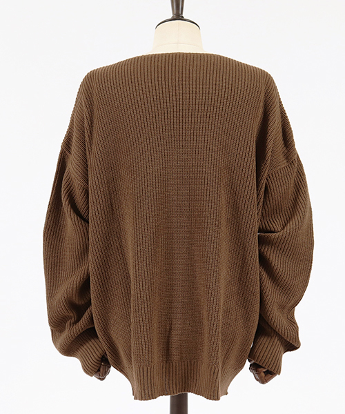 Jih Nunc（ジーヌンク）の「mn2023-ルーズネックワイドシルエットニットプルオーバー（ニット/セーター・メンズ・ブラック/レッド/モカ/チャコール・S/M/L）」の22枚目の写真