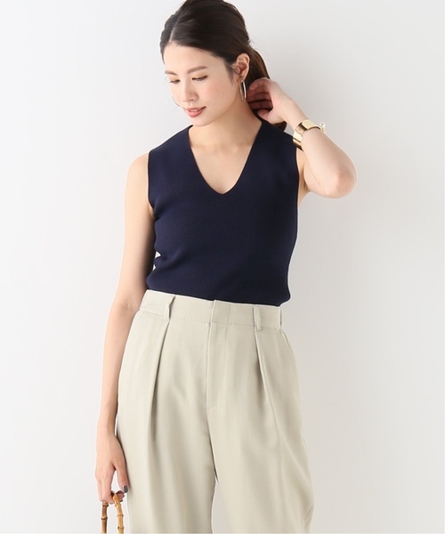journal standard L'essage(ジャーナルスタンダードレサージュ)の「SAMBAノースリーブプルオーバー(Tシャツ/カットソー・レディース・ベージュ/ネイビー/グリーン・FREE)」の7枚目の写真