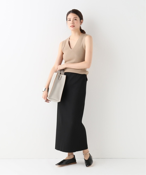 journal standard L'essage(ジャーナルスタンダードレサージュ)の「SAMBAノースリーブプルオーバー(Tシャツ/カットソー・レディース・ベージュ/ネイビー/グリーン・FREE)」の6枚目の写真