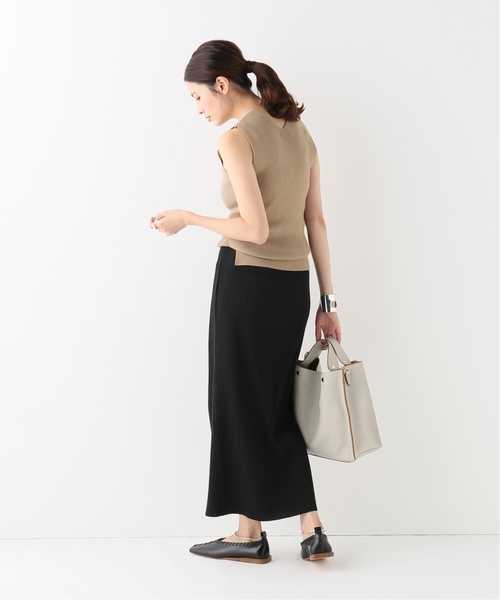 journal standard L'essage(ジャーナルスタンダードレサージュ)の「SAMBAノースリーブプルオーバー(Tシャツ/カットソー・レディース・ベージュ/ネイビー/グリーン・FREE)」の15枚目の写真