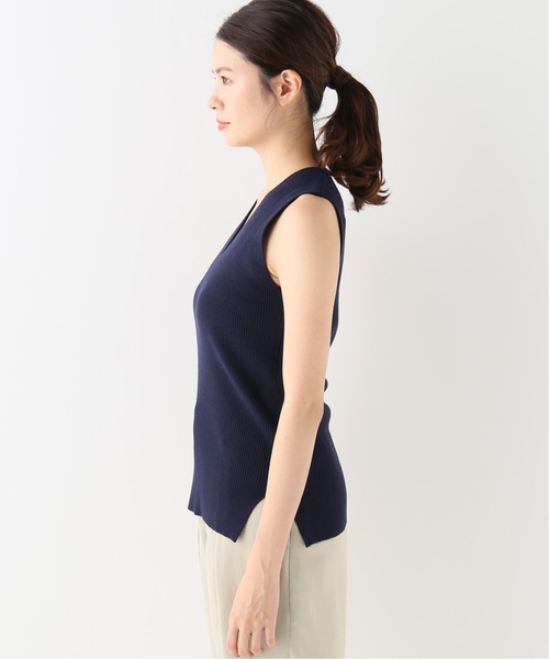 journal standard L'essage(ジャーナルスタンダードレサージュ)の「SAMBAノースリーブプルオーバー(Tシャツ/カットソー・レディース・ベージュ/ネイビー/グリーン・FREE)」の21枚目の写真