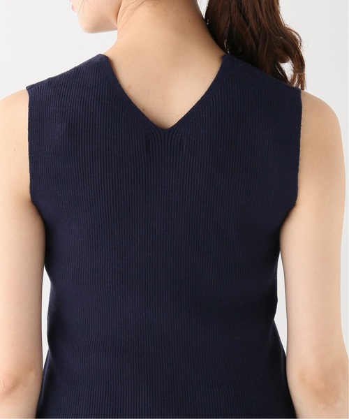 journal standard L'essage(ジャーナルスタンダードレサージュ)の「SAMBAノースリーブプルオーバー(Tシャツ/カットソー・レディース・ベージュ/ネイビー/グリーン・FREE)」の18枚目の写真