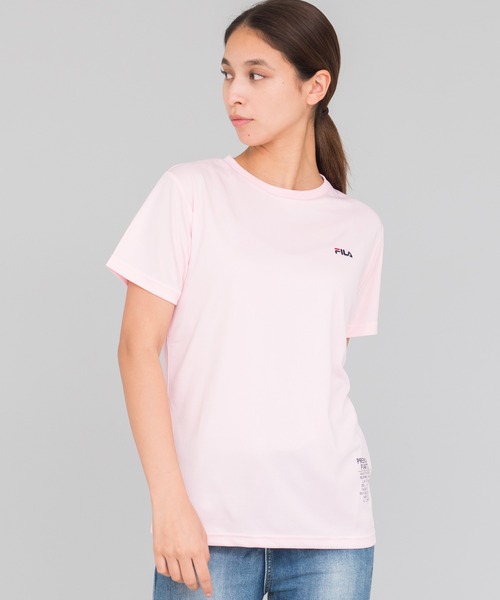 FILA(フィラ)の「FILA フィラ 吸汗速乾 ワンポイント ブランド ロゴ 刺繍 クルーネック 半袖 Tシャツ(Tシャツ/カットソー・レディース・ブラック/ネイビー/サックスブルー/ピンク/ホワイト/ブルー系その他3/ピンク系その他/ブルー系その他/ブラック系その他/ホワイト系その他/ブラック系/ホワイト系/ネイビー系・M/L/LL)」の1枚目の写真