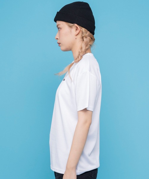 FILA(フィラ)の「FILA フィラ 吸汗速乾 ワンポイント ブランド ロゴ 刺繍 クルーネック 半袖 Tシャツ(Tシャツ/カットソー・レディース・ブラック/ネイビー/サックスブルー/ピンク/ホワイト/ブルー系その他3/ピンク系その他/ブルー系その他/ブラック系その他/ホワイト系その他/ブラック系/ホワイト系/ネイビー系・M/L/LL)」の20枚目の写真
