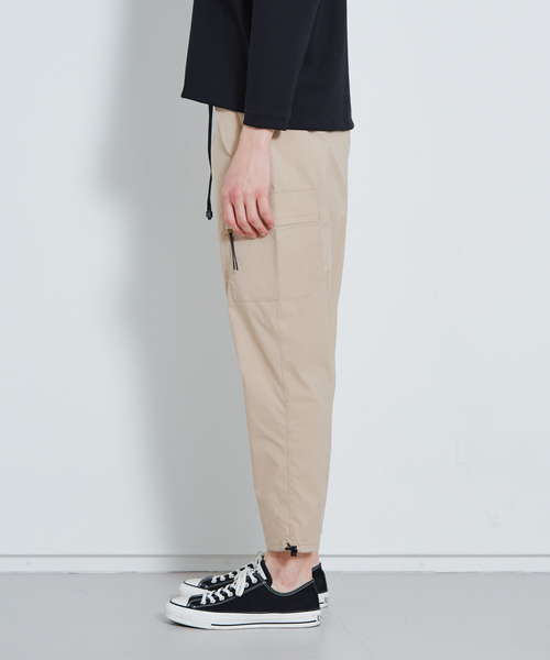 Champion（チャンピオン）の「【Champion BLACK EDITION / チャンピオン ブラック エディション】FREXカーゴパンツ（その他パンツ・メンズ・ブラック/ベージュ・2/3）」の4枚目の写真