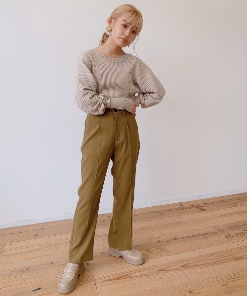 VANNIE U（ヴァニーユー）の「バックオープンニット（ニット/セーター・レディース・ベージュ/ブラウン/ナチュラル・FREE）」の4枚目の写真