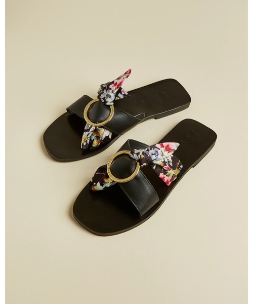 1点即発★TED BAKERテッドベーカーAZMARAレザースエードサンダル 1点即発☆TED BAKERテッドベーカーAZMARAレザースエードサンダル
