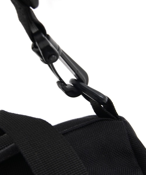 OUTDOOR PRODUCTS(アウトドアプロダクツ)の「230 SMALL ロールボストンバッグ CORDURA素材使用 通常ナイロンの2~3倍の耐摩耗性と高い引き裂き強度 2.6L(ショルダーバッグ・メンズ・ブラック/ベージュ/エメラルド/パープル/ダークグリーン/ネイビー/レッド/ピンク/サックスブルー/ワイン/オレンジ/ライトグレー・FREE)」の19枚目の写真