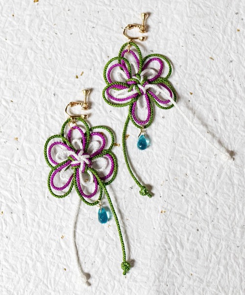 カヤ（カヤ）の「【カヤ】組み花イヤリング（イヤリング・レディース・エンジ/ブルー/モスグリーン・FREE）」の4枚目の写真