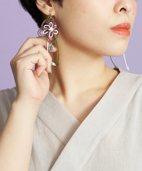 カヤ（カヤ）の「【カヤ】組み花イヤリング（イヤリング・レディース・エンジ/ブルー/モスグリーン・FREE）」の8枚目の写真