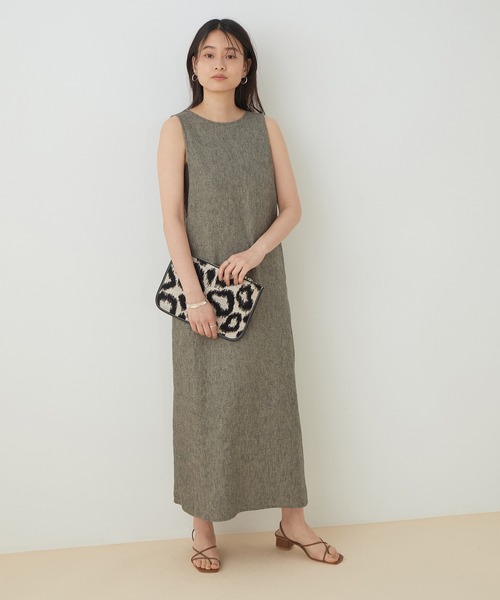 ADAM ET ROPE'（アダムエロペ）の「【WEB限定】ナローストラップサンダル（サンダル・レディース・ブラック/オフホワイト/ダークブラウン・22.5cm/23.0cm/23.5cm/24.0cm/24.5cm）」の5枚目の写真