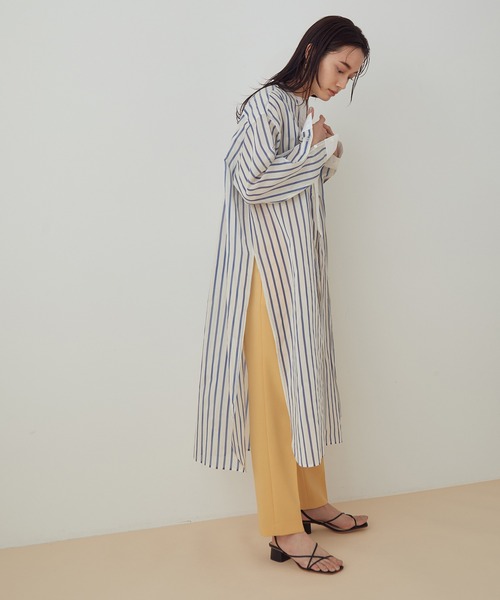 ADAM ET ROPE'（アダムエロペ）の「【WEB限定】ナローストラップサンダル（サンダル・レディース・ブラック/オフホワイト/ダークブラウン・22.5cm/23.0cm/23.5cm/24.0cm/24.5cm）」の14枚目の写真