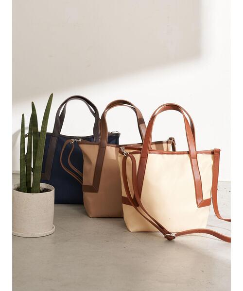 earth music&ecology（アースミュージックアンドエコロジー）の「切り替え2Wayトートバッグ　＊（トートバッグ・レディース・ネイビー/クリーム/ベージュ・FREE）」の15枚目の写真