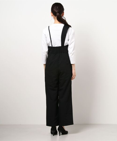 natural couture(ナチュラルクチュール)の「【大人ナチュ】アシメストラップサロペット(サロペット/オーバーオール・レディース・ブラック/グレイッシュベージュ・SMALL/MEDIUM/LARGE)」の5枚目の写真
