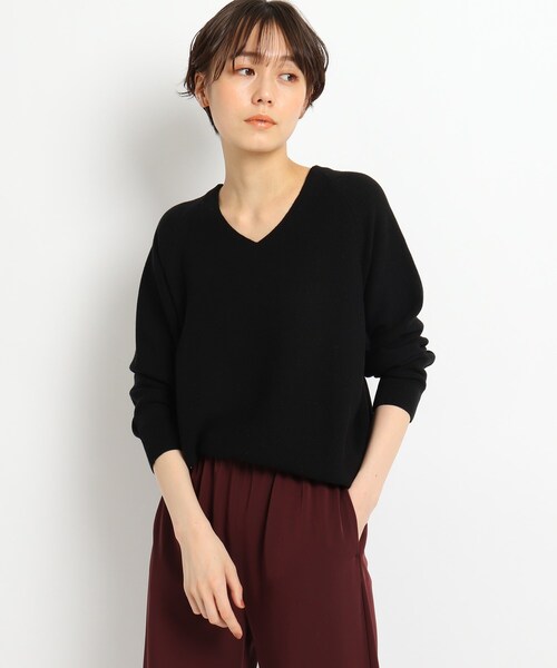 JET（ジェット）の「◆【ウォッシャブル】シルク混Vネックニットプルオーバー（ニット/セーター・レディース・ブラック/ベビーピンク/レモンイエロー/ライトグレー系7・80/04）」の2枚目の写真