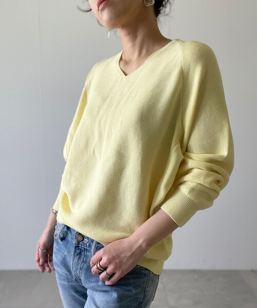 JET（ジェット）の「◆【ウォッシャブル】シルク混Vネックニットプルオーバー（ニット/セーター・レディース・ブラック/ベビーピンク/レモンイエロー/ライトグレー系7・80/04）」の9枚目の写真