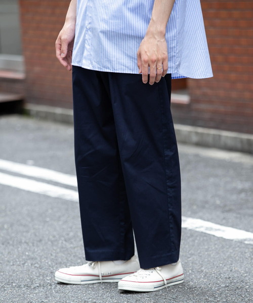 ITEMS URBANRESEARCH（アイテムズ アーバンリサーチ）の「タックパンツ（その他パンツ・メンズ・ネイビー/カーキ/ブラック/ベージュ・LARGE/MEDIUM/X-LARGE/SMALL）」の4枚目の写真