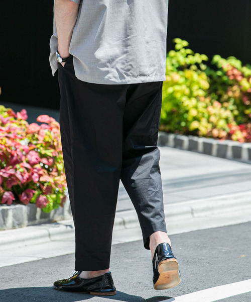 ITEMS URBANRESEARCH（アイテムズ アーバンリサーチ）の「タックパンツ（その他パンツ・メンズ・ネイビー/カーキ/ブラック/ベージュ・LARGE/MEDIUM/X-LARGE/SMALL）」の22枚目の写真