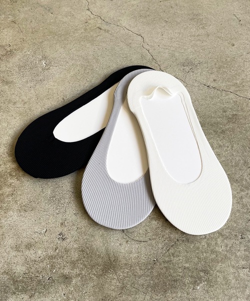 SHIZUTA（シズタ）の「SZT:レディース ぬげにくいカバーソックス 3足セット（ソックス/靴下・レディース・ホワイト系2/グレー系2/ホワイト系1/グレー系1/ブラック/ホワイト系4/ベージュ系2/ピンク/ブラック系4/グレー/ブラック系3/ホワイト/ホワイト系3/ベージュ系1/ブラウン/ブラック系2/ベージュ系4/ベージュ/ブラック系1/ベージュ系3・FREE）」の4枚目の写真